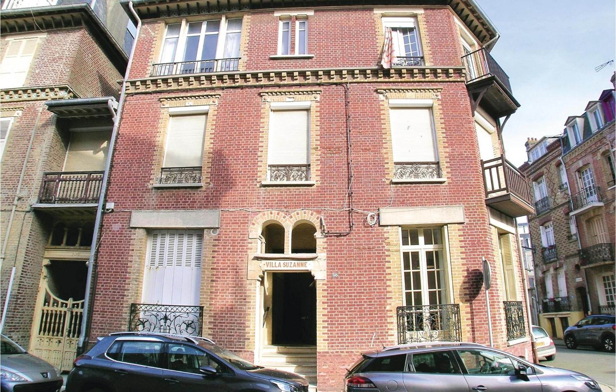 2 Bedroom Awesome Apartment In Mers-Les-Bains Zewnętrze zdjęcie